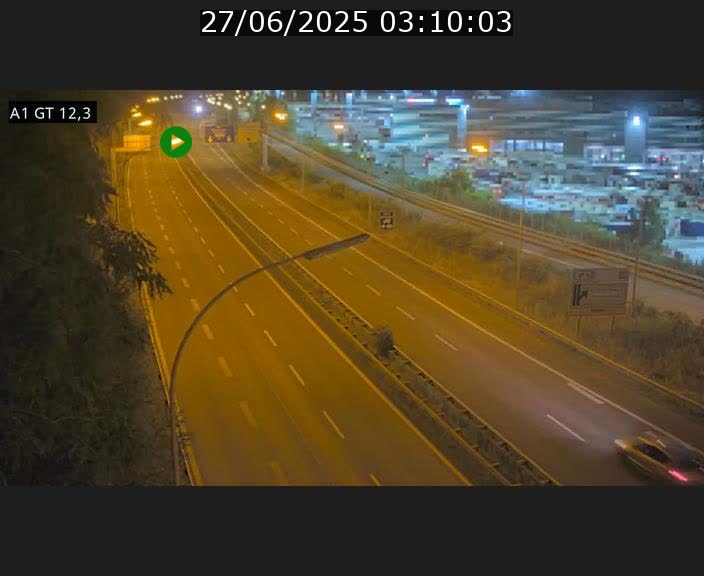 Traffic live webcam Luxembourg Senningerberg - A1 direction Allemagne - BK 12.3