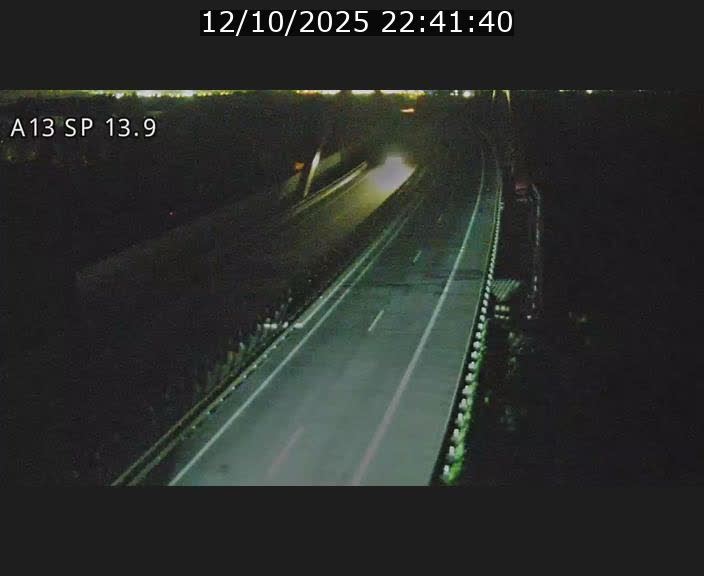 Traffic live webcam Luxembourg Kayl - A13 direction Esch-sur-Alzette/Luxembourg-ville - BK 13.9