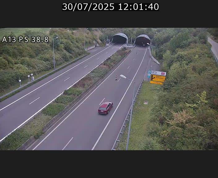 Webcam autoroute A13 à l'entrée ouest du tunnel Markusbierg à Schengen. Vue orientée vers Mondorf-les-Bains