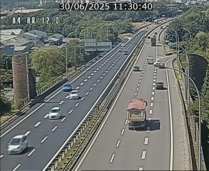 Traffic live webcam Luxembourg Jonction Foetz - A4 - BK 12.0 - direction Esch sur Alzette