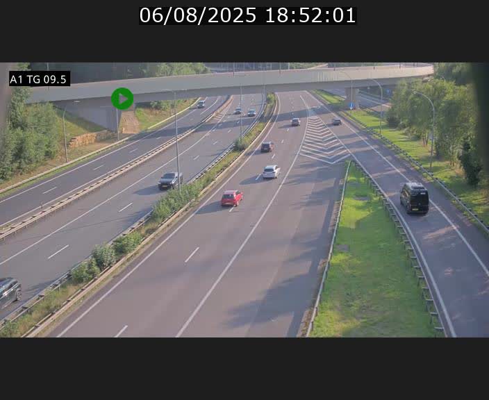 Traffic live webcam Luxembourg Jonction Grünewald - A1 direction Luxembourg-ville - BK 9.5