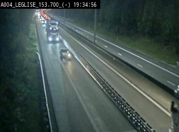 Webcam autoroute A4 (E411-E25) à Léglise, avant la jonction avec la N40. Vue orientée vers Bruxelles