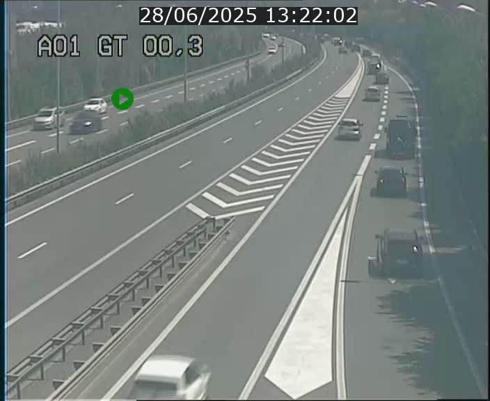Traffic live webcam Luxembourg Croix de Gasperich - A1 direction Kirchberg - BK 0.3