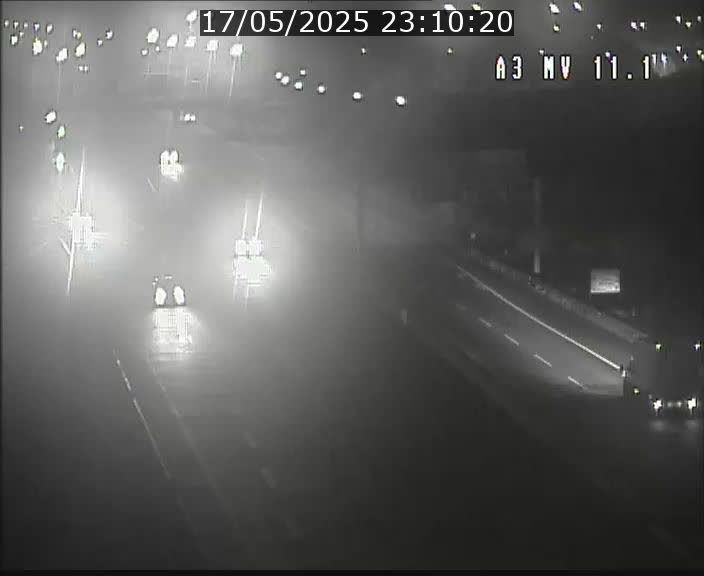 Traffic live webcam Luxembourg Croix de Bettembourg A3 - BK 11.1 - direction Luxembourg-ville
