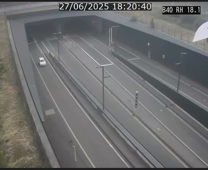 Webcam sur la route de contournement d'Esch-Belval avant le tunnel Central Gate au niveau de la porte de France et du radar fixe