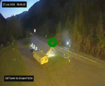 Webcam à l'entrée du tunnel du Somport, côté français, sur la N134, dans les Pyrénées, en direction de l'Espagne, à 1116 mètres d'altitude