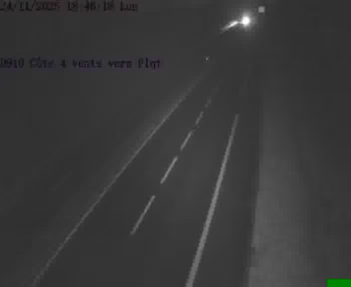 Webcam sur la D910 située dans la Côte des 4 vents. Vue orientée vers le haut de la côte, vers Faulquemont