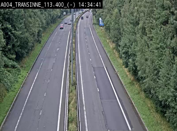 Caméra trafic E411 (A4) - Transinne direction Namur - BK 113.425