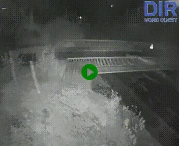 Webcam sur A84 à hauteur de Pont-Farcy, au niveau du pont autoroutier sur la Vire, au sud de Saint-Lô