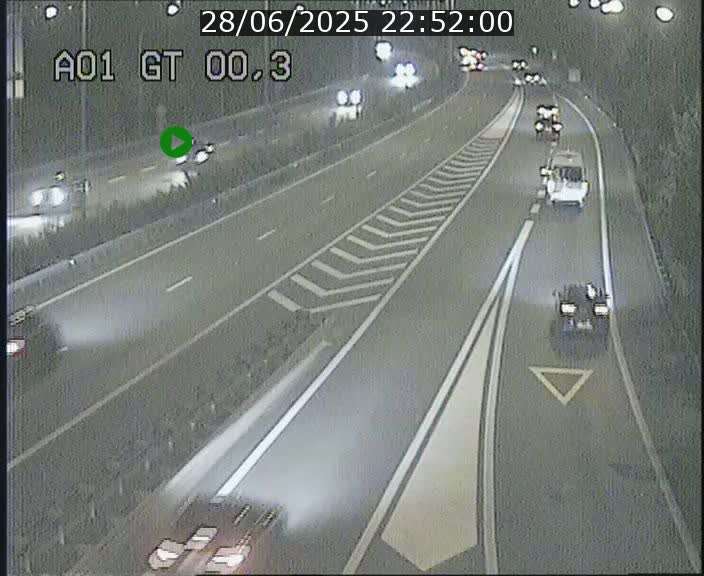 Traffic live webcam Luxembourg Croix de Gasperich - A1 direction Kirchberg - BK 0.3
