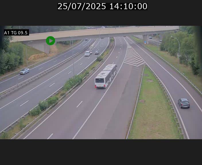 Traffic live webcam Luxembourg Jonction Grünewald - A1 direction Luxembourg-ville - BK 9.5
