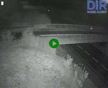 Webcam sur A84 à hauteur de Pont-Farcy, au niveau du pont autoroutier sur la Vire, au sud de Saint-Lô