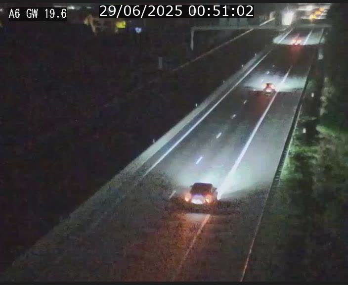 Traffic live webcam Luxembourg - Steinfort - A6 - BK 19.6 - direction Belgique