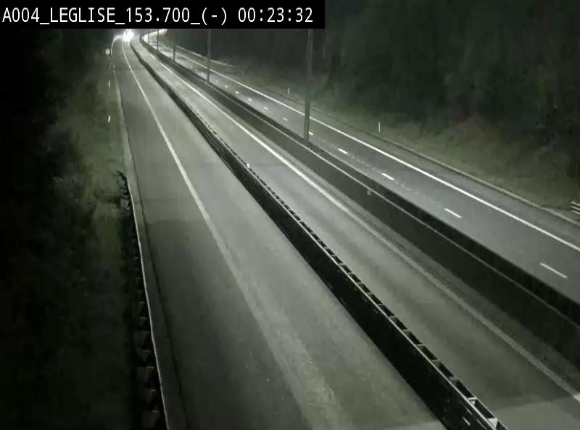 Webcam autoroute A4 (E411-E25) à Léglise, avant la jonction avec la N40. Vue orientée vers Bruxelles