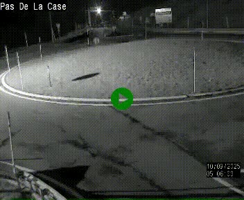Webcam sur la N22 au niveau du poste frontière entre la France et Andorre à proximité de Pas de la Case à plus de 2000 mètres d'altitude