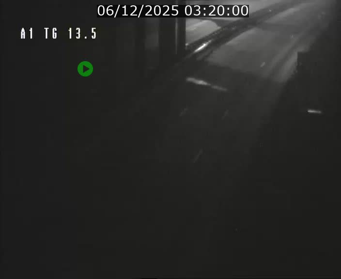 Traffic live webcam Luxembourg Senningen - A1 direction Luxembourg - BK 13.5