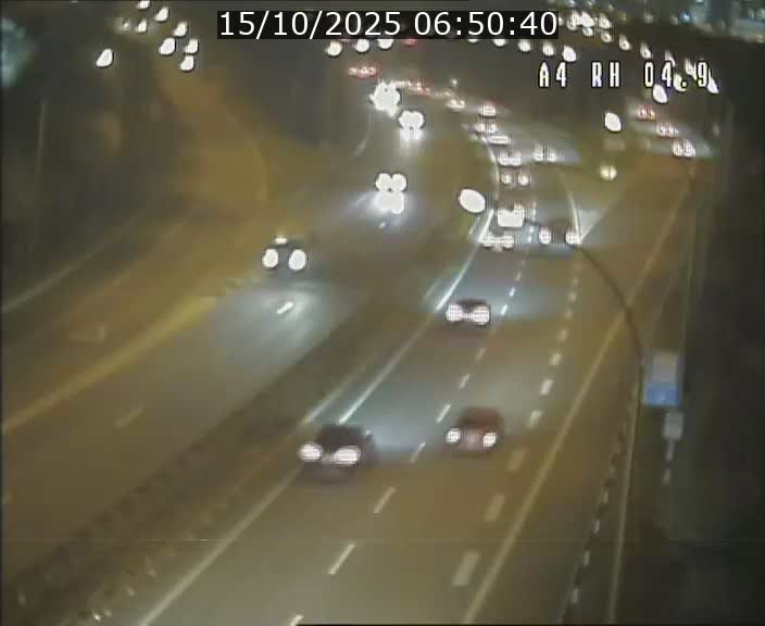 Traffic live webcam Luxembourg Leudelange - A4 - BK 4.9 - direction Luxembourg