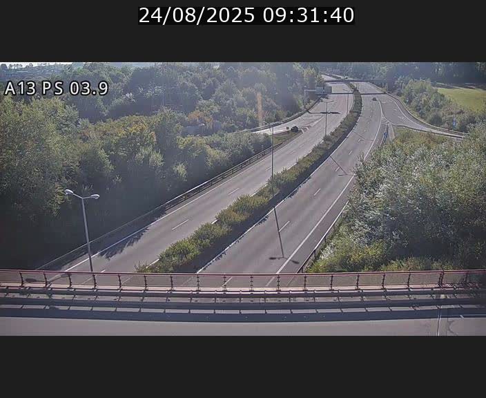 Traffic live webcam Luxembourg Differdange - A13 direction Esch-sur-Alzette - BK 3.9