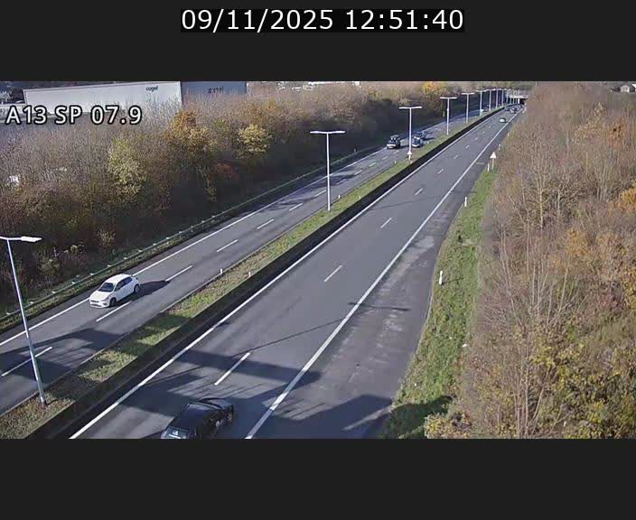 Traffic live webcam Luxembourg Jonction Lankelz - A13 direction Pétange - BK 7.9