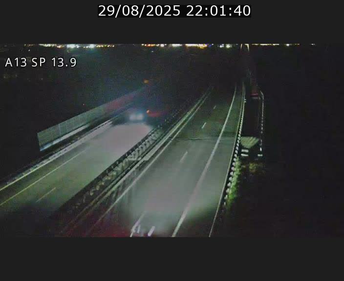 Traffic live webcam Luxembourg Kayl - A13 direction Esch-sur-Alzette/Luxembourg-ville - BK 13.9