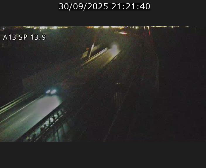 Traffic live webcam Luxembourg Kayl - A13 direction Esch-sur-Alzette/Luxembourg-ville - BK 13.9