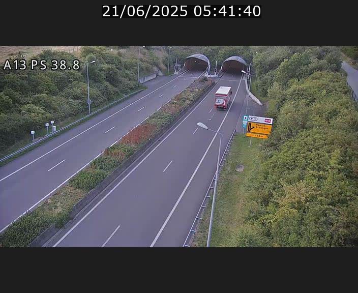 Webcam autoroute A13 à l'entrée ouest du tunnel Markusbierg à Schengen. Vue orientée vers Mondorf-les-Bains