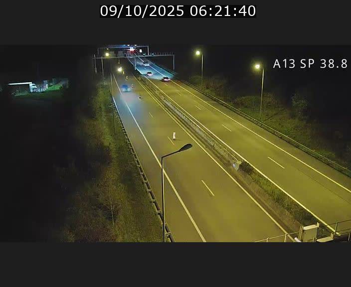 Webcam autoroute A13 à l'entrée ouest du tunnel Markusbierg à Schengen. Vue orientée vers le tunnel et l'Allemagne