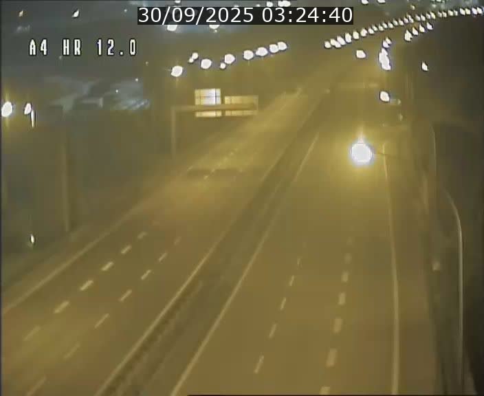 Traffic live webcam Luxembourg Jonction Foetz - A4 - BK 12.0 - direction Esch sur Alzette