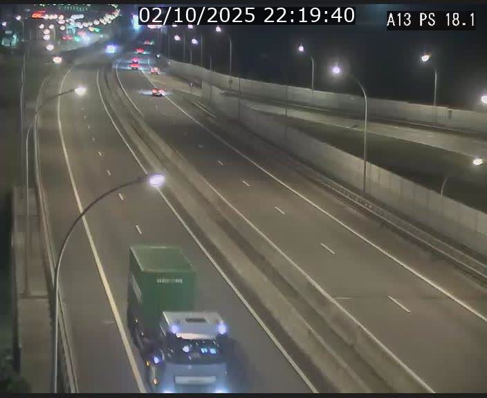 Traffic live webcam Luxembourg Dudelange - A13 direction Croix de Bettembourg - BK 18.1