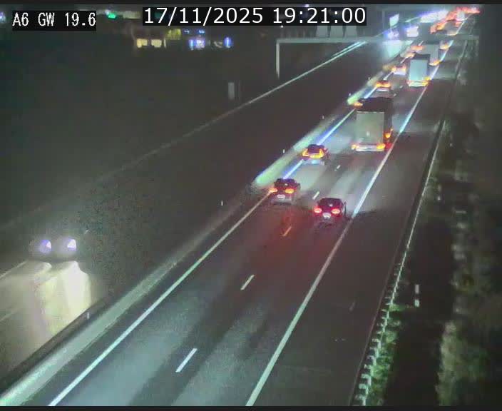 Traffic live webcam Luxembourg - Steinfort - A6 - BK 19.6 - direction Belgique