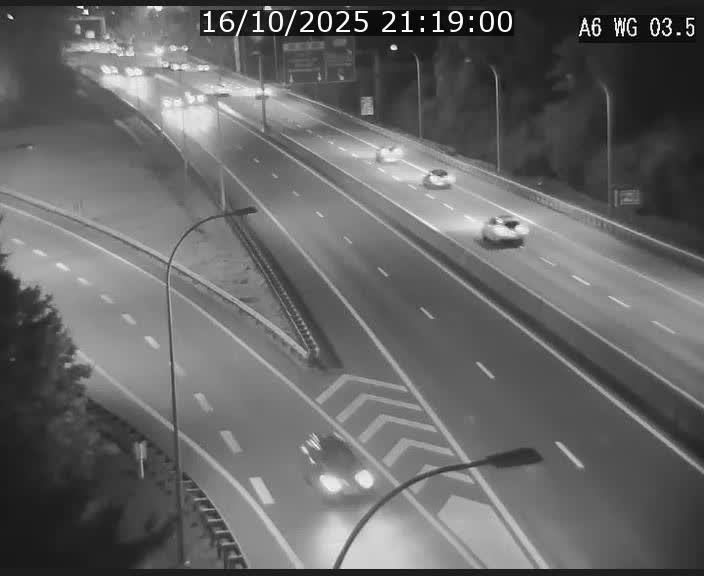 Traffic live webcam Luxembourg - Croix de Cessange - A6 - BK 3.5 - direction France/Allemagne