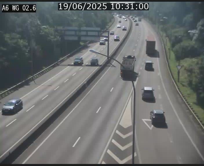 Traffic live webcam Luxembourg Croix de Cessange - A6 - BK 2.6 - direction France/Allemagne