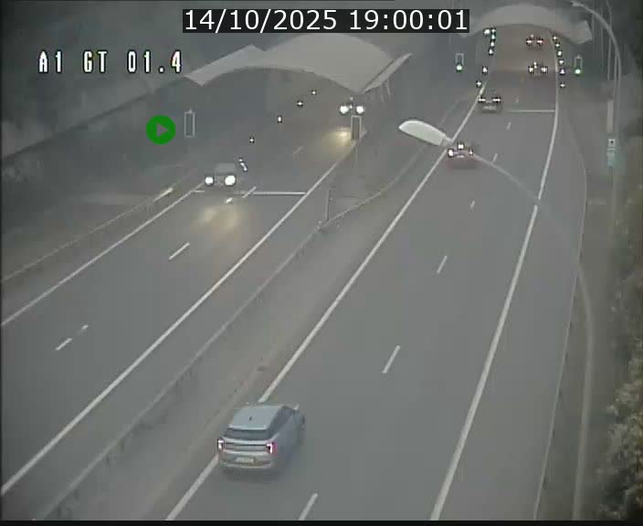 Traffic live webcam Luxembourg Hesperange - A1 direction Kirchberg - BK 1.4