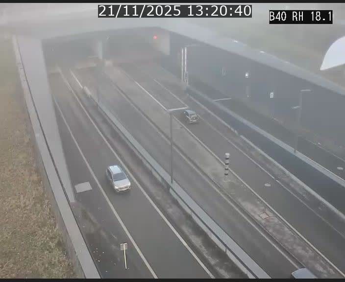 Webcam sur la route de contournement d'Esch-Belval avant le tunnel Central Gate au niveau de la porte de France et du radar fixe