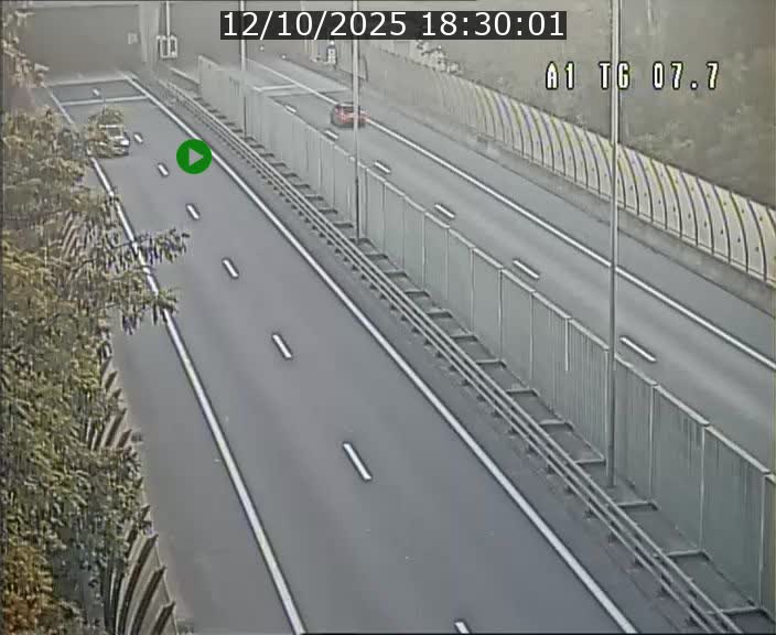 Traffic live webcam Luxembourg Kirchberg - A1 direction Luxembourg-ville - BK 7.7