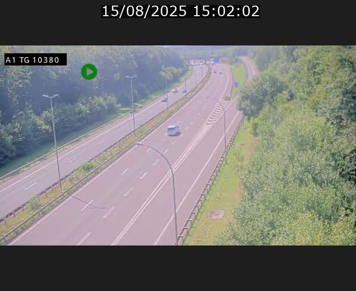 Traffic live webcam Luxembourg Senningerberg - A1 direction Luxembourg Kirchberg - BK 10.3