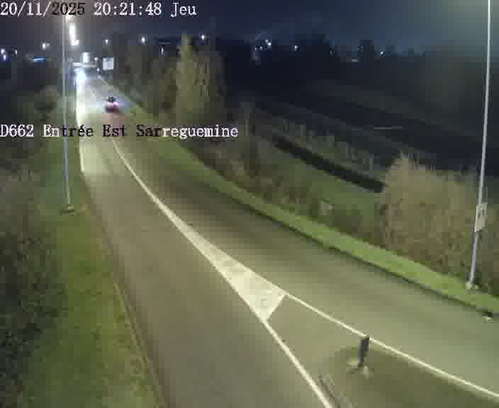 Point de vue trafic déployé sur D662 (France) à Sarreguemines, regardant vers Sarreguemines, aidant conducteurs et services à anticiper les flux.