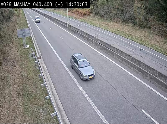 Webcam autoroute A26/E25 à hauteur de Manhay, après la jonction avec la N651 en direction de Liège - BK 40.4