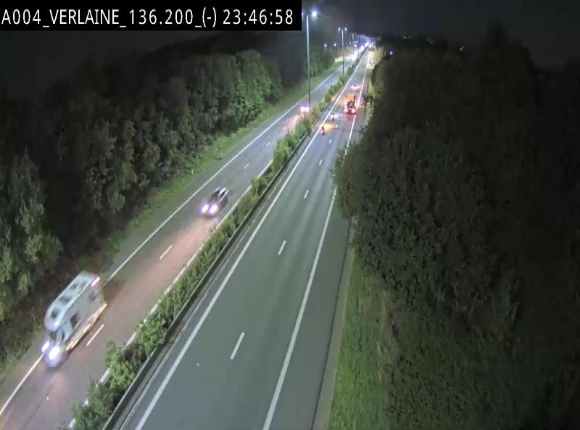 Webcam sur l'E411 à hauteur du pont surplombant la N40, à proximité de la sortie 26 Verlaine - Libramont-Chevigny. Vue orientée vers Namur