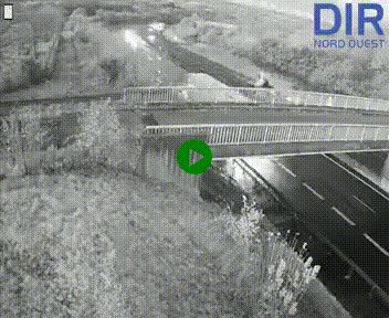 Webcam sur A84 à hauteur de Pont-Farcy, au niveau du pont autoroutier sur la Vire, au sud de Saint-Lô
