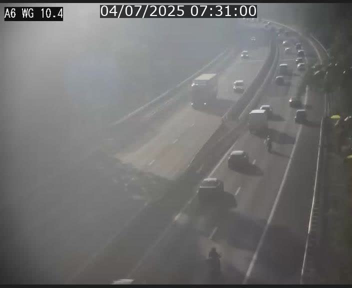 Traffic live webcam Luxembourg Mamer - A6 - BK 10.4 - direction Luxembourg/France/Allemagne