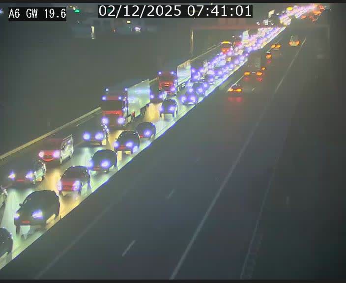 Traffic live webcam Luxembourg - Steinfort - A6 - BK 19.6 - direction Belgique