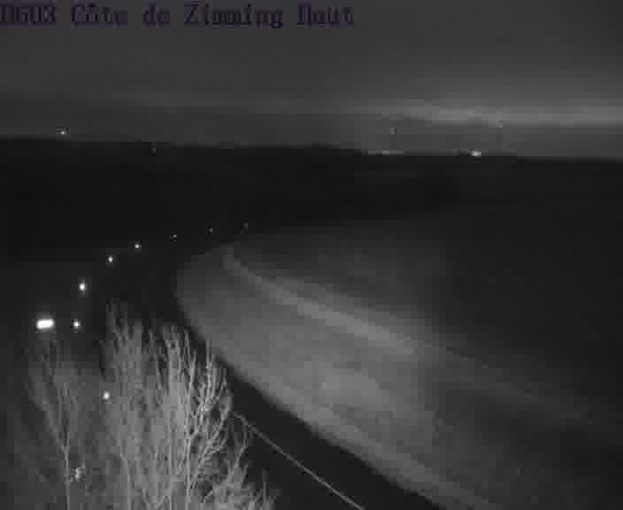 Webcam sur la D603 située en haut de la Côte de Zimming. Vue orientée vers Saint-Avold.