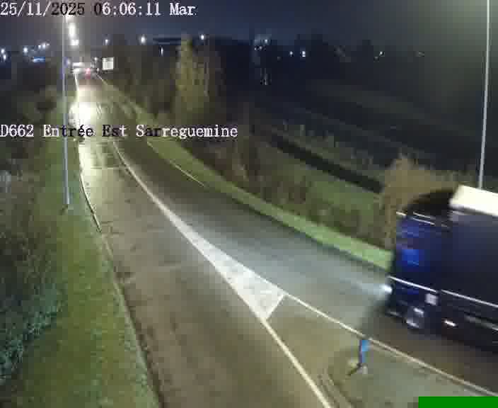 Point de vue trafic déployé sur D662 (France) à Sarreguemines, regardant vers Sarreguemines, aidant conducteurs et services à anticiper les flux.