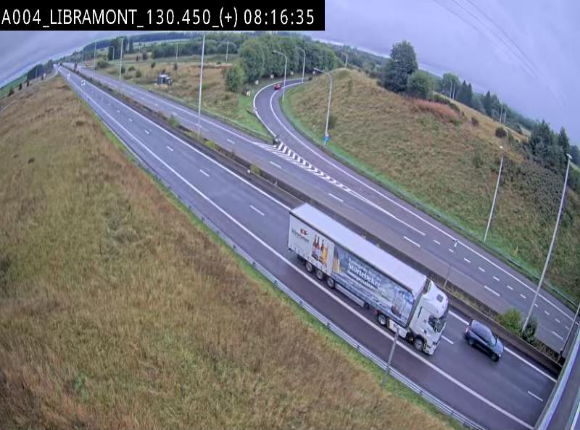 Webcam à Libramont sur l'E411 à la jonction avec la N89 menant vers Bouillon et la France. Vue orientée vers Arlon