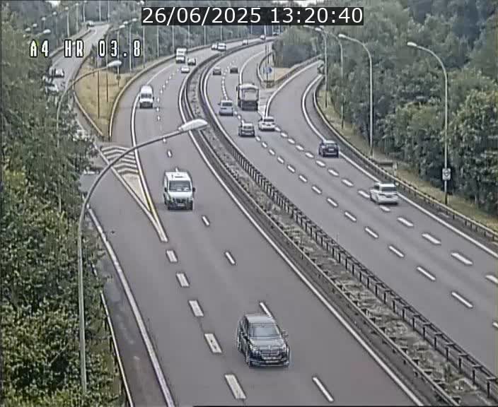 Webcam traffic A4 Luxembourg - BK 3.8 - Leudelange (direction Esch sur Alzette)