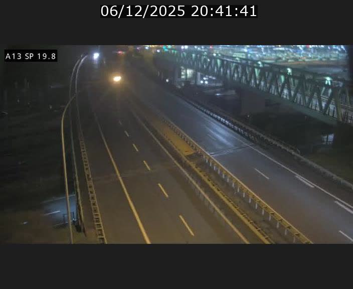 Traffic live webcam Luxembourg Croix de Bettembourg - A13 direction Esch-sur-Alzette - BK 19.8