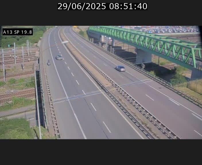 Traffic live webcam Luxembourg Croix de Bettembourg - A13 direction Esch-sur-Alzette - BK 19.8