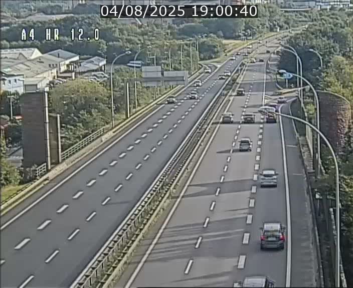 Traffic live webcam Luxembourg Jonction Foetz - A4 - BK 12.0 - direction Esch sur Alzette