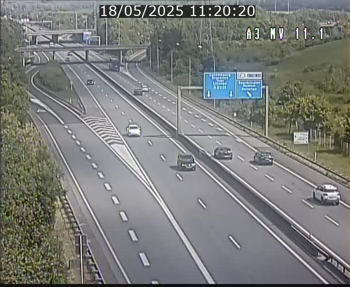 Traffic live webcam Luxembourg Croix de Bettembourg A3 - BK 11.1 - direction Luxembourg-ville